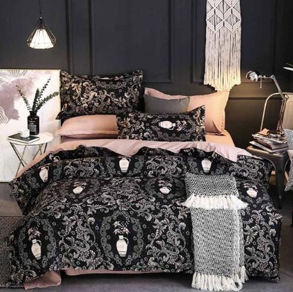 luxury court style printing 4pcs home textile bedding set duvet cover bed sheet ploilwcases bedclothes bedroom decor beds
luxury court style printing 4pcs home textile bedding set duvet cover bed sheet ploilwcases bedclothes bedroom decor beds