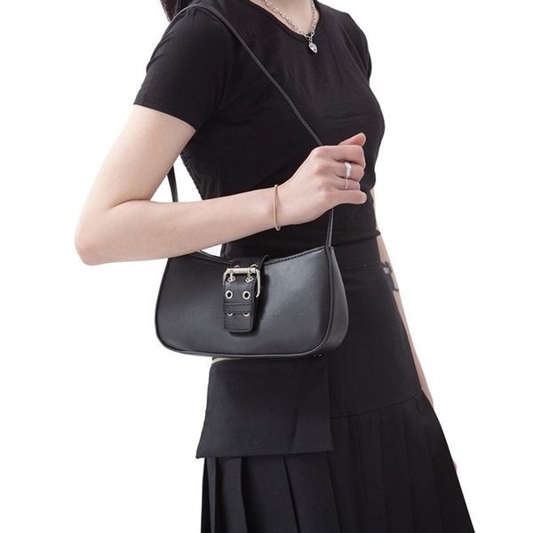 2020 new women's shoulder bagkorean version of the simple ladies leather buckle clutch bag fashion retro wild ladiesshoulder bag
2020 new women's shoulder bagkorean version of the simple ladies leather buckle clutch bag fashion retro wild ladiesshoulder bag