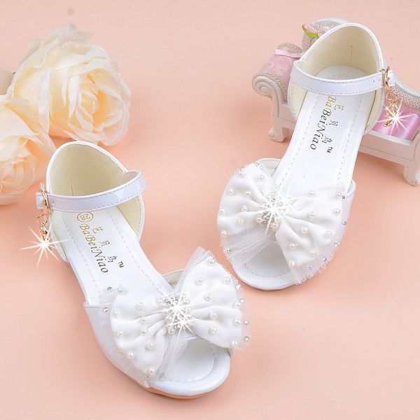 2020 new style girls flat sandals princess children bow sandals man-made diamond rubber sole soft open-toed shoes, Black;red
2020 new style girls flat sandals princess children bow sandals man-made diamond rubber sole soft open-toed shoes, Black;red