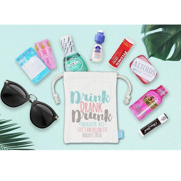 пользовательские похмелье kit сумки bachelorette декорации для вечеринок party венчания и подарки box событие supplies bridesmaid подарок
пользовательские похмелье kit сумки bachelorette декорации для вечеринок party венчания и подарки box событие supplies bridesmaid подарок