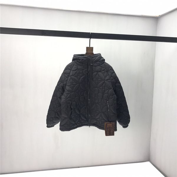19fw new luxurious brands design monogram full logos embossed windbreaker coat men women outdoor streetwear sweatshirt jackets, Blue;black
19fw new luxurious brands design monogram full logos embossed windbreaker coat men women outdoor streetwear sweatshirt jackets, Blue;black