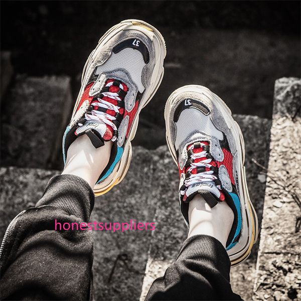 2019 luxury shoes paris triple-s 2.0 sneaker 6 layers running dad designer sneakers women men sports tenis chaussures size 36-45
2019 luxury shoes paris triple-s 2.0 sneaker 6 layers running dad designer sneakers women men sports tenis chaussures size 36-45
