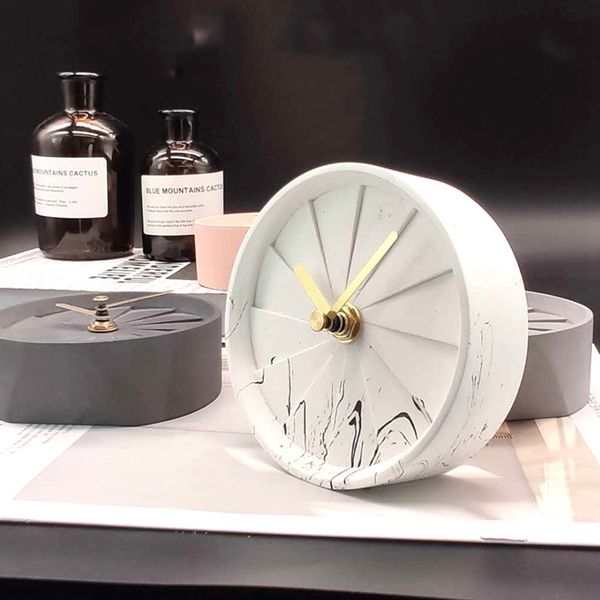 nordic минималистский стиль креатив таблица mute clock student desktop clock бесшумный цементобетонных настольные часы
nordic минималистский стиль креатив таблица mute clock student desktop clock бесшумный цементобетонных настольные часы