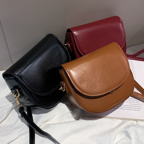 fashion women artificial leather saddle bag large capacity leather shoulder bag messenger ladies casual outdoor shoulder
fashion women artificial leather saddle bag large capacity leather shoulder bag messenger ladies casual outdoor shoulder
