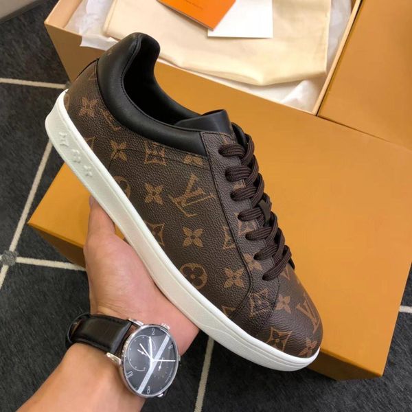 2020 r luxembourg sneakers series casual shoes fashion trend comfortable outdoor sports shoes comfortable and breathable sports o 
2020 r luxembourg sneakers series casual shoes fashion trend comfortable outdoor sports shoes comfortable and breathable sports o