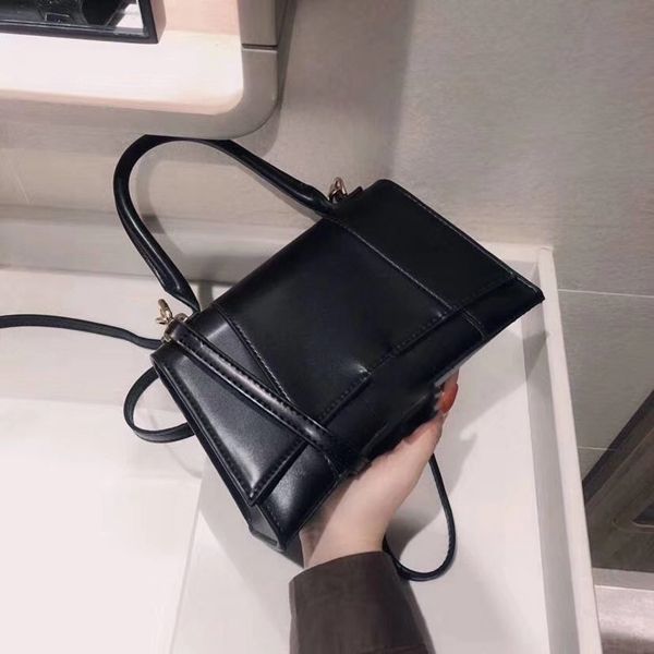 new woman designer women handbag shoulder styles bags fashion famous hand bag handbags purses leather lady handle cross body bag
new woman designer women handbag shoulder styles bags fashion famous hand bag handbags purses leather lady handle cross body bag