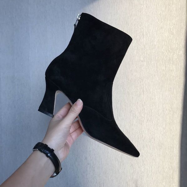 2020 booties fashion designer women bottom heels boot luxury bottillons shoes black shoes genuine ankle boots
2020 booties fashion designer women bottom heels boot luxury bottillons shoes black shoes genuine ankle boots
