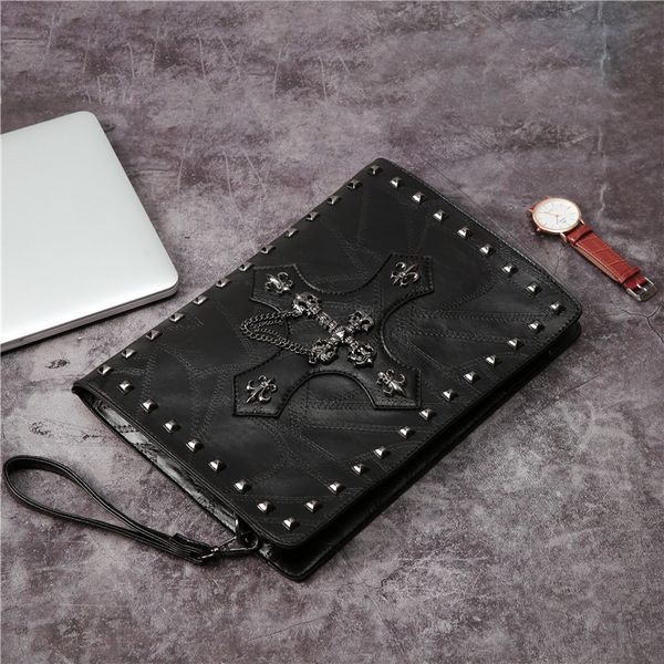 handbags men korean wave society skulls rivet clutch bag european and american fashion
handbags men korean wave society skulls rivet clutch bag european and american fashion