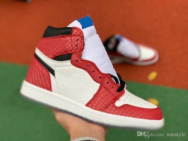 New Arrival Fashion 2018 Brand men Basketball shoes for mens trainers running sneakers sports High OG Spider size 7-13
New Arrival Fashion 2018 Brand men Basketball shoes for mens trainers running sneakers sports High OG Spider size 7-13