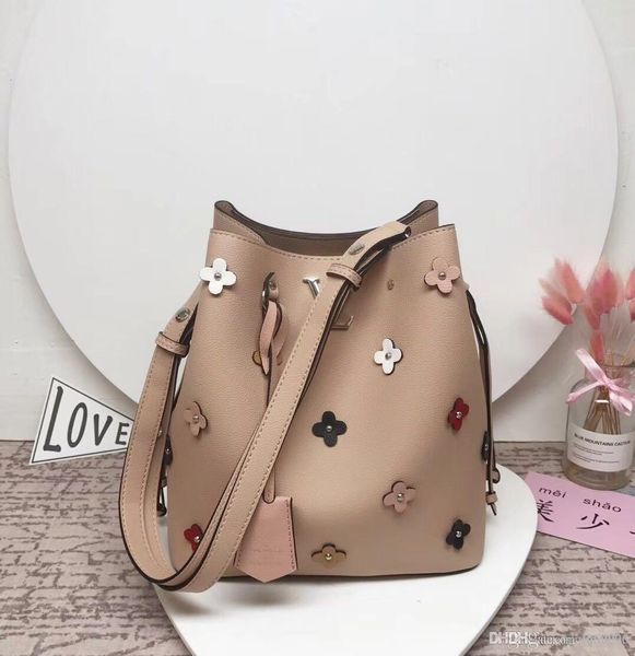 53081-22 2020new fsahion bags women messenger bag women bag fashion leathe shoulder bag crossbody bags
53081-22 2020new fsahion bags women messenger bag women bag fashion leathe shoulder bag crossbody bags