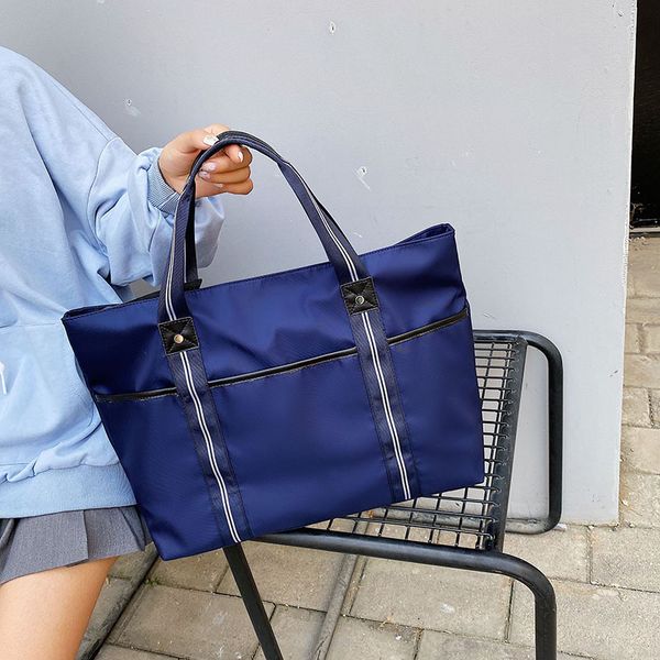 2020 new travel bag storage bag new large capacity portable luggage sports fitness duffle
2020 new travel bag storage bag new large capacity portable luggage sports fitness duffle