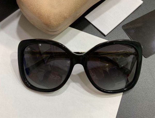 5339 pearl black / gold поляризованные женские солнцезащитные очки рамки вс очки женщин солнцезащитные очки новые с коробкой, White;black
5339 pearl black / gold поляризованные женские солнцезащитные очки рамки вс очки женщин солнцезащитные очки новые с коробкой, White;black