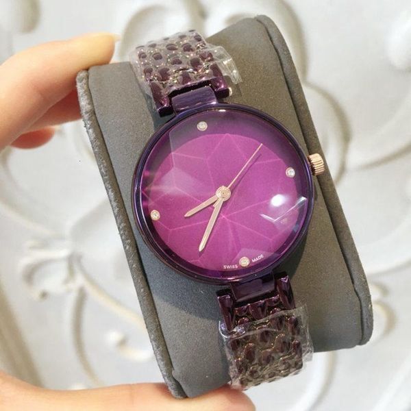 2020 brand new fashion women watch brown color stainless steel luxury lady wristwatch shinning famous wristwatch colorful dress watch, Slivery;brown
2020 brand new fashion women watch brown color stainless steel luxury lady wristwatch shinning famous wristwatch colorful dress watch, Slivery;brown
