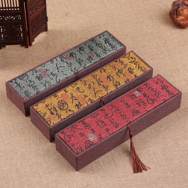 rectangular retro jewelry boxes with tassel bracelet necklace storage gift box wholesale
rectangular retro jewelry boxes with tassel bracelet necklace storage gift box wholesale