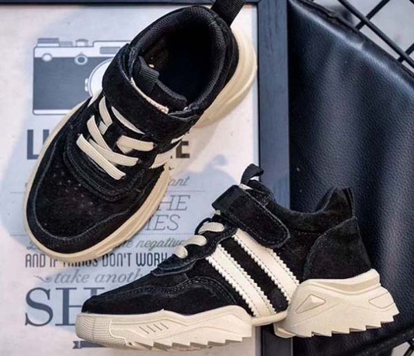 classic sneaker chaussures enfants fashion smart triple kids shoes platform leather shoes air chaussures shoes011 px568, Black;red
classic sneaker chaussures enfants fashion smart triple kids shoes platform leather shoes air chaussures shoes011 px568, Black;red