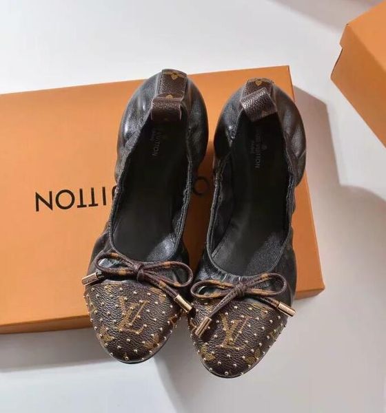 New Fashion Women's Casual Shoes Ladies Driving shoes Top quality Soft and comfortable Dancing shoes Woman Leather shoe L011
New Fashion Women's Casual Shoes Ladies Driving shoes Top quality Soft and comfortable Dancing shoes Woman Leather shoe L011