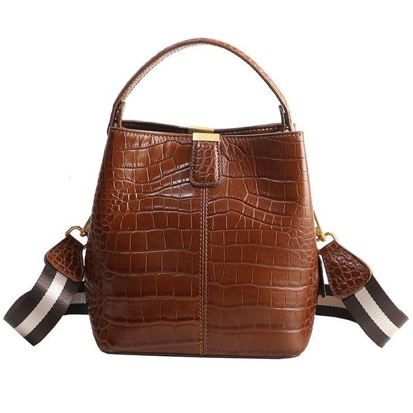 belle2019 package bucket women's singles shoulder messenger handbag will capacity genuine leather ma'am bag head layer cowhide
belle2019 package bucket women's singles shoulder messenger handbag will capacity genuine leather ma'am bag head layer cowhide