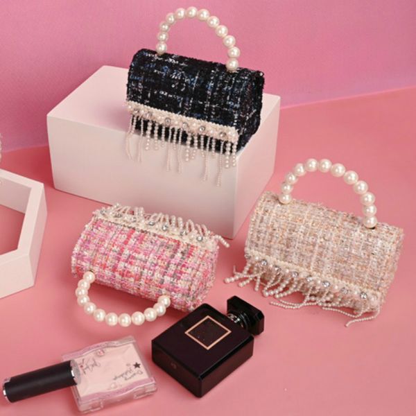 2020 spring new wool lady pearl handle tote bag pearl tassel female crossbody bag shoulder messenger women handbag
2020 spring new wool lady pearl handle tote bag pearl tassel female crossbody bag shoulder messenger women handbag