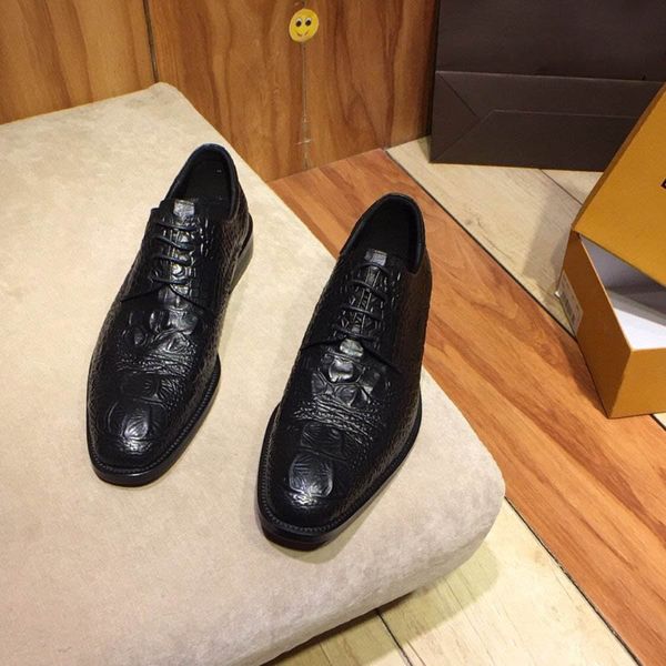 2019 pointed toe mens dress shoes business leather luxury wedding loafer floral print men flats office party formal shoe, Black
2019 pointed toe mens dress shoes business leather luxury wedding loafer floral print men flats office party formal shoe, Black