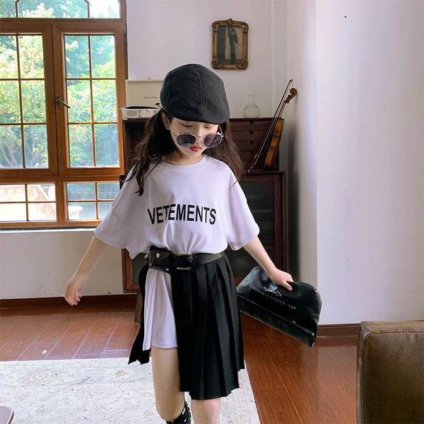 clothing sets baby girl suit summer korean version of the big boy simple t-shirt pleated skirt short with waist bag three-piece, White
clothing sets baby girl suit summer korean version of the big boy simple t-shirt pleated skirt short with waist bag three-piece, White