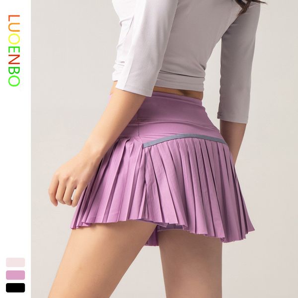 2020 new sports and fitness shorts women's anti-exposure outdoor quick drying culottes running breathable gym short skirt skirt, Black;red
2020 new sports and fitness shorts women's anti-exposure outdoor quick drying culottes running breathable gym short skirt skirt, Black;red