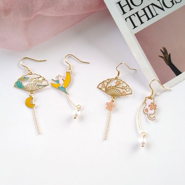 fairy crane xiangyun cat asymmetric creative chinese personality earrings fashion tide female new student earrings ear clips gift for girl, Golden;silver
fairy crane xiangyun cat asymmetric creative chinese personality earrings fashion tide female new student earrings ear clips gift for girl, Golden;silver