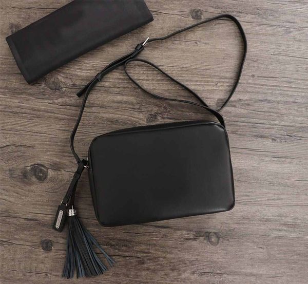 new european camera style classic ladies shoulder bag handbag shoulder handbag pure nice quality canvas tote
new european camera style classic ladies shoulder bag handbag shoulder handbag pure nice quality canvas tote