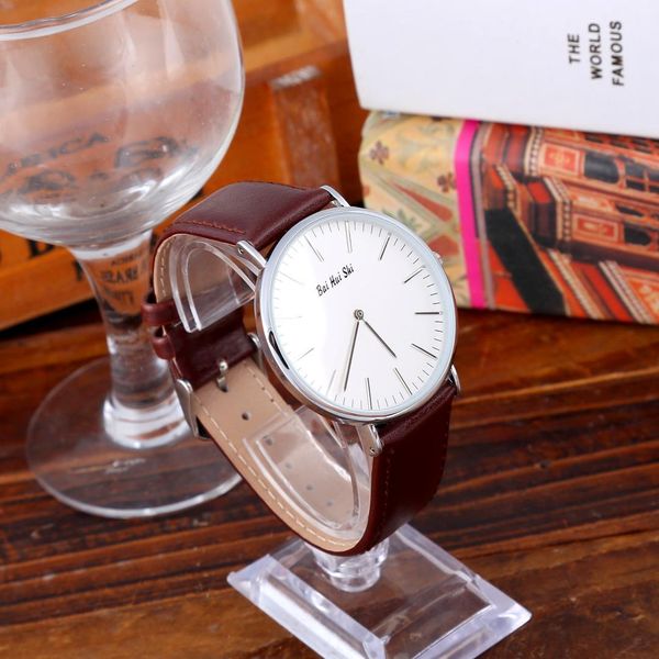 2019 new selling couple watch simple black waterproof quartz watch for lover, Slivery;brown
2019 new selling couple watch simple black waterproof quartz watch for lover, Slivery;brown