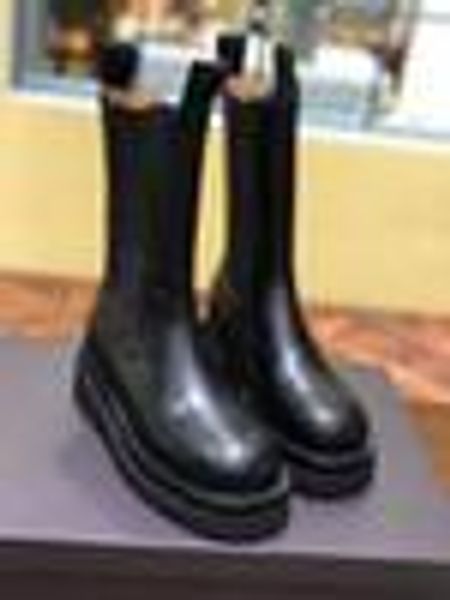 luxury women platform boot designer women boots mid-calf boots in storm cuir brand square toes comfortable casual women's boots, Black
luxury women platform boot designer women boots mid-calf boots in storm cuir brand square toes comfortable casual women's boots, Black