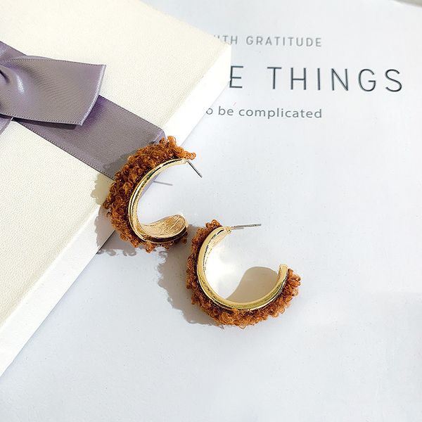 european and american retro plush earrings female korean geometric circle earrings autumn winter new fashion, Silver
european and american retro plush earrings female korean geometric circle earrings autumn winter new fashion, Silver