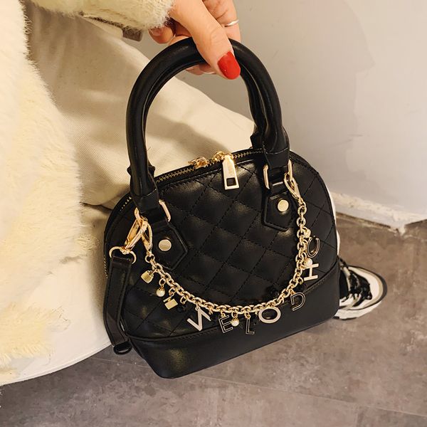 2020 new original design ромб сумка плеча chain shell сумка ширина 22см высота 18см толщина 9см
2020 new original design ромб сумка плеча chain shell сумка ширина 22см высота 18см толщина 9см