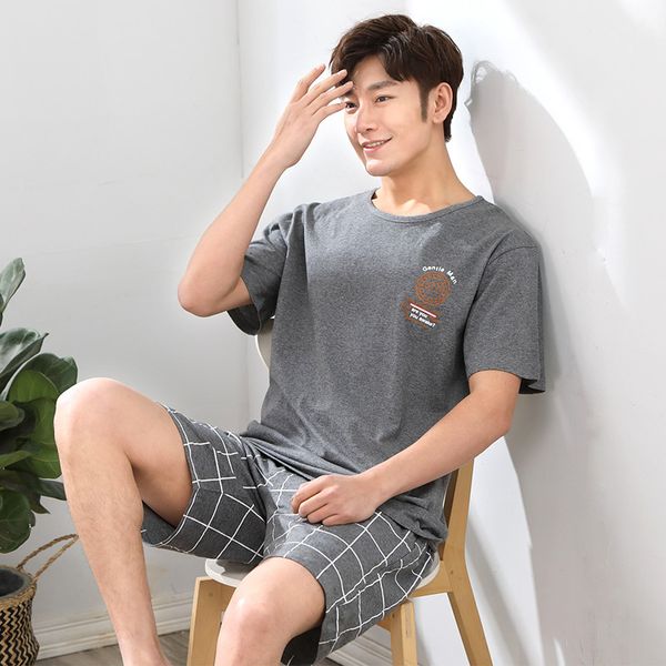 men's sleepwear pajamas set summer short-sleeve cotton nightwear striped home wear suits simple fashion for men multiple choices, Black;brown 
men's sleepwear pajamas set summer short-sleeve cotton nightwear striped home wear suits simple fashion for men multiple choices, Black;brown