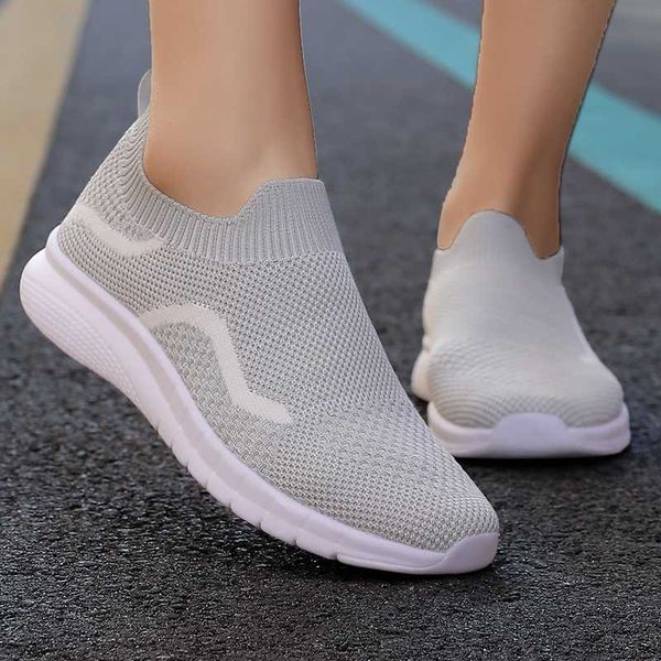 sneaker female mesh breathable running shoes spring and autumn black white walking sport shoes for women sneakers plus size 36-4
sneaker female mesh breathable running shoes spring and autumn black white walking sport shoes for women sneakers plus size 36-4