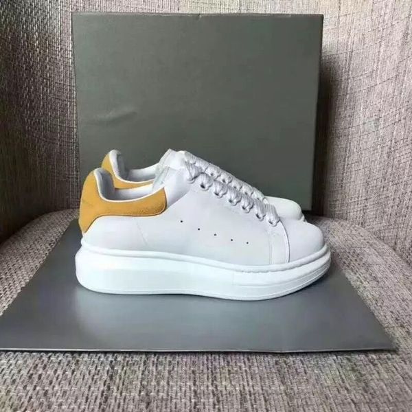 2019 luxury fashion designer men women shoes sneakers leather velvet black white red flat casual shoes platform trainers
2019 luxury fashion designer men women shoes sneakers leather velvet black white red flat casual shoes platform trainers