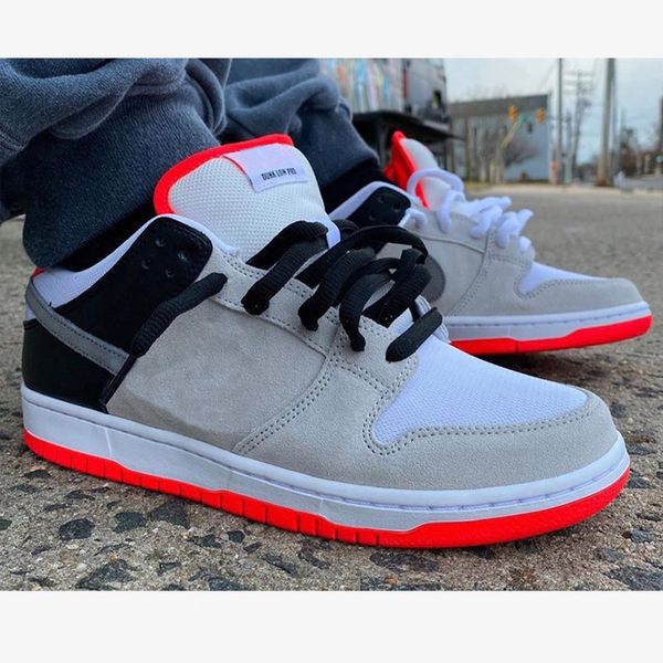 2020 new sb dunk low infrared orange label white cement grey black infrared designer shoes cd2563-004 size 36-45 with box
2020 new sb dunk low infrared orange label white cement grey black infrared designer shoes cd2563-004 size 36-45 with box