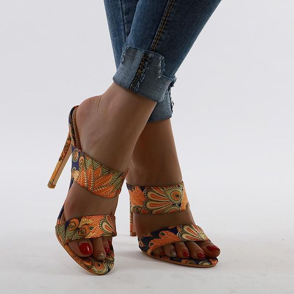 women's slippers pointed peacock blue low stiletto with web celebrity fashion leisure personality joker comfortable and simple summer, Black
women's slippers pointed peacock blue low stiletto with web celebrity fashion leisure personality joker comfortable and simple summer, Black