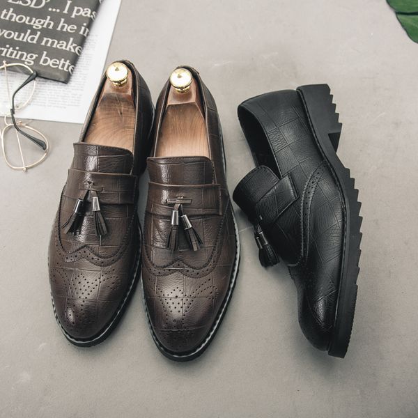 men leather shoes autumn comfort without laces 2019 designers brogue flat sole winter moccasins black tassel
men leather shoes autumn comfort without laces 2019 designers brogue flat sole winter moccasins black tassel