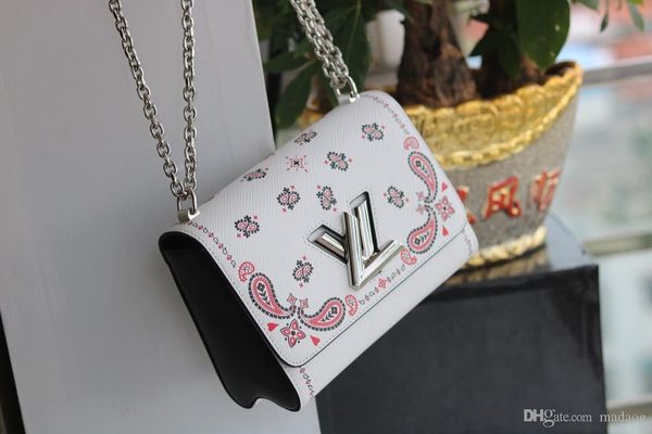 19fw 100% genuine leather women messenger bags 2019 luxury sheep skin genuine leather shoulder bag ladies bags yecq4
19fw 100% genuine leather women messenger bags 2019 luxury sheep skin genuine leather shoulder bag ladies bags yecq4