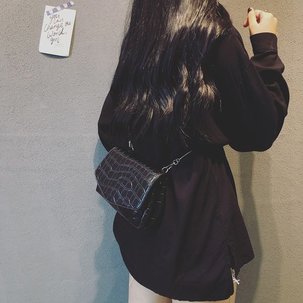 2020 новая корейская случайные плечи сумки женщин мило моды сумки дамы
2020 новая корейская случайные плечи сумки женщин мило моды сумки дамы