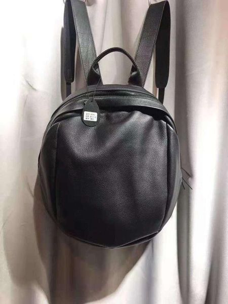 large capacity travel backpack women genuine leather bag 2020 new cowhide leather schoolbag book rucksack mochilas
large capacity travel backpack women genuine leather bag 2020 new cowhide leather schoolbag book rucksack mochilas