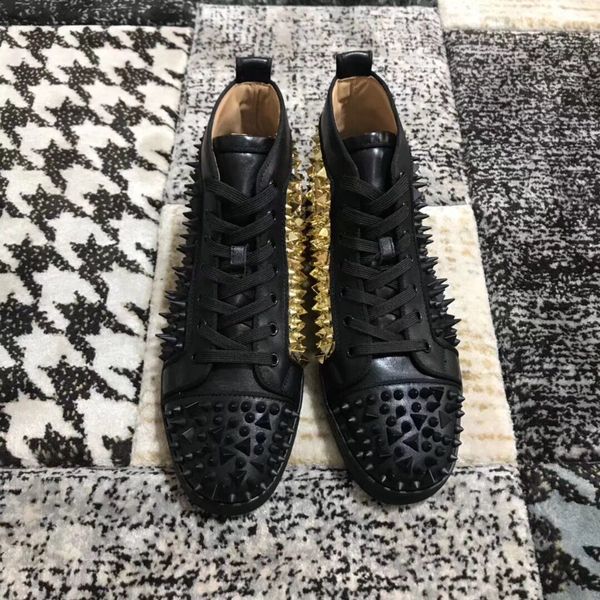 дизайнер высокого качества красных подошв кроссовки high top black шипы квартира обувь с красной подошвой для мужчин и женщин пики пика вско
дизайнер высокого качества красных подошв кроссовки high top black шипы квартира обувь с красной подошвой для мужчин и женщин пики пика вско
