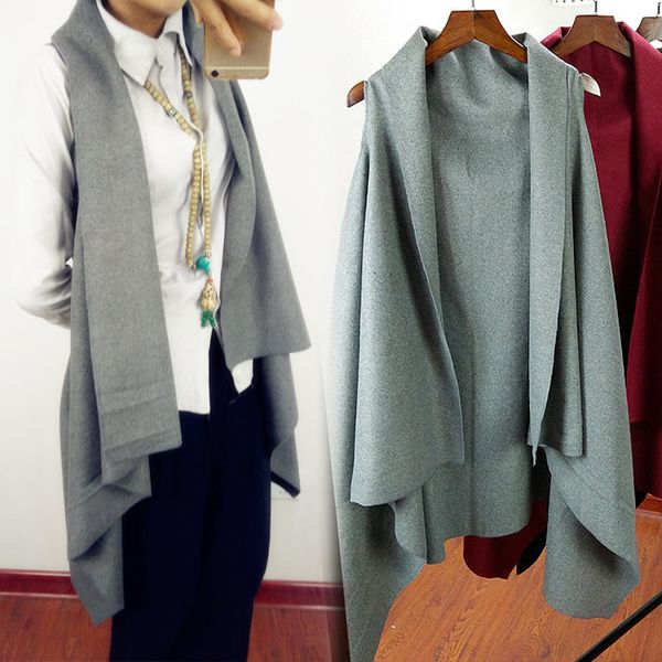women's autumn and winter woolen shawl vests 2019 new loose elegant outside sleeveless cardigan coat for women, Black;white
women's autumn and winter woolen shawl vests 2019 new loose elegant outside sleeveless cardigan coat for women, Black;white