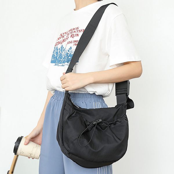 youth casual nylong fabric black handbag female korean fashion daily light small size white messenger bag for teenager student
youth casual nylong fabric black handbag female korean fashion daily light small size white messenger bag for teenager student