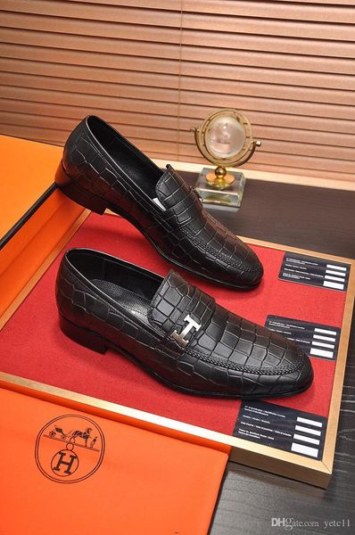 20ss size 38-45 men dress shoes office designers elegants wedding luxury socials male formal shoes madaod, Black
20ss size 38-45 men dress shoes office designers elegants wedding luxury socials male formal shoes madaod, Black