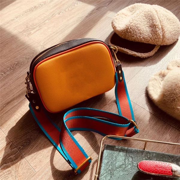 designer luxury shoulder bag fashion high qualitu leather camera bag cfy2002101 
designer luxury shoulder bag fashion high qualitu leather camera bag cfy2002101