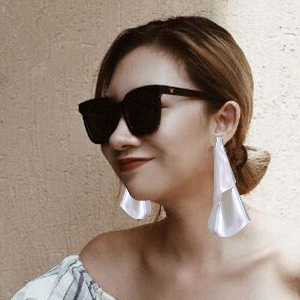 ujbox japanese korean exaggerated white acrylic earrings women lily long drop dangle earrings ins celebrity earrings, Golden
ujbox japanese korean exaggerated white acrylic earrings women lily long drop dangle earrings ins celebrity earrings, Golden