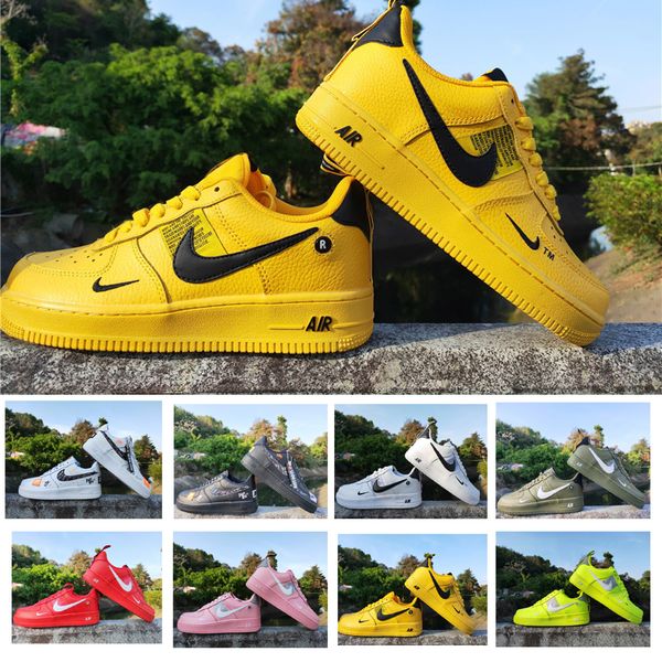 2019 designer forces volt running shoes women mens trainers forced one sports skateboard classic 1 green white black warrior sneakers 36-45
2019 designer forces volt running shoes women mens trainers forced one sports skateboard classic 1 green white black warrior sneakers 36-45