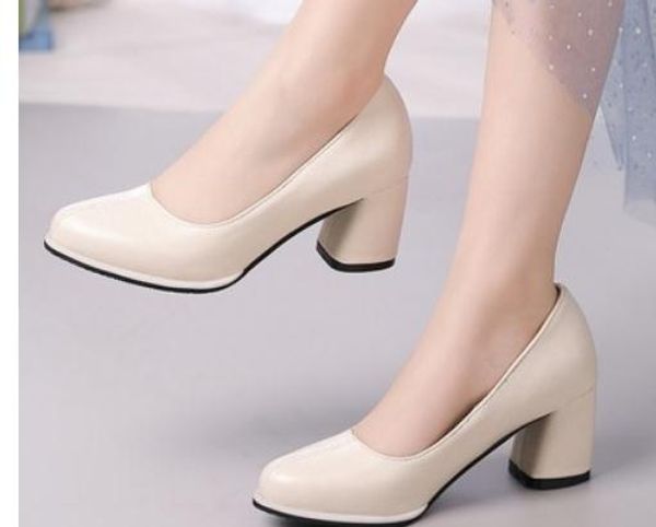 2019 women's shoes in spring and autumn with new style high heel coarse heel round head @226, Black
2019 women's shoes in spring and autumn with new style high heel coarse heel round head @226, Black