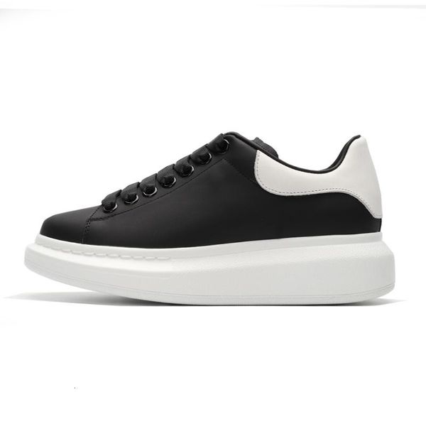 fashion designer 3m reflective flat casual shoes triple white black men women platform party shoes sports sneakers 36-44 z6
fashion designer 3m reflective flat casual shoes triple white black men women platform party shoes sports sneakers 36-44 z6