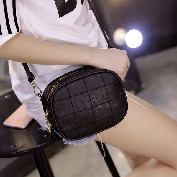 fashion new handbags pu leather women bag simple wild little round bag ladies shoulder female
fashion new handbags pu leather women bag simple wild little round bag ladies shoulder female